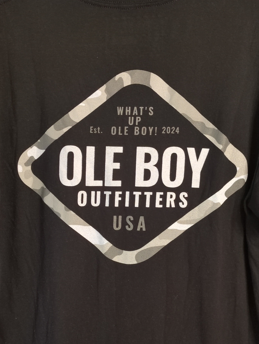 Men's Black Short-Sleeve Graphic Tee